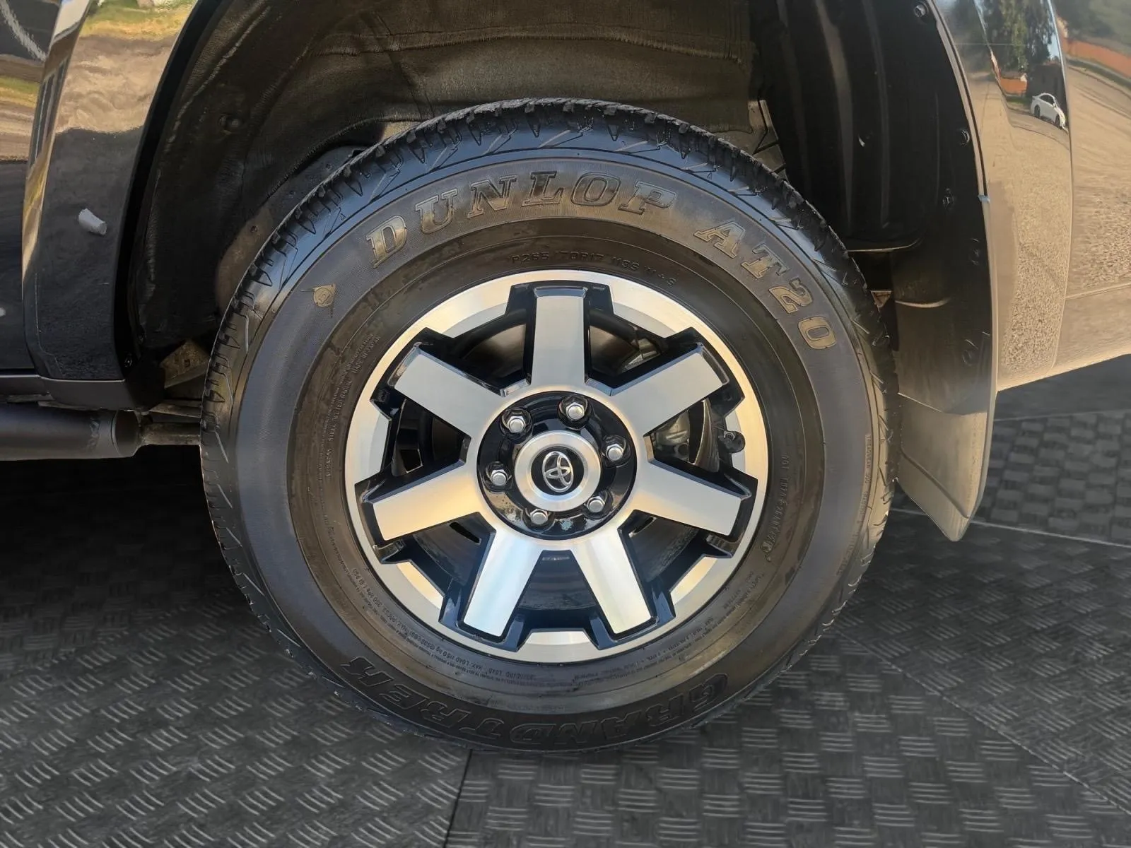 Toyota 4Runner photo 15