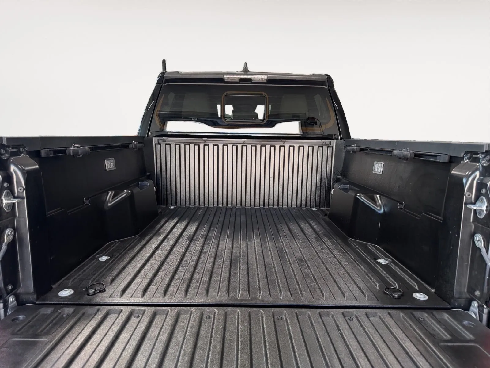 Toyota Tacoma photo 27