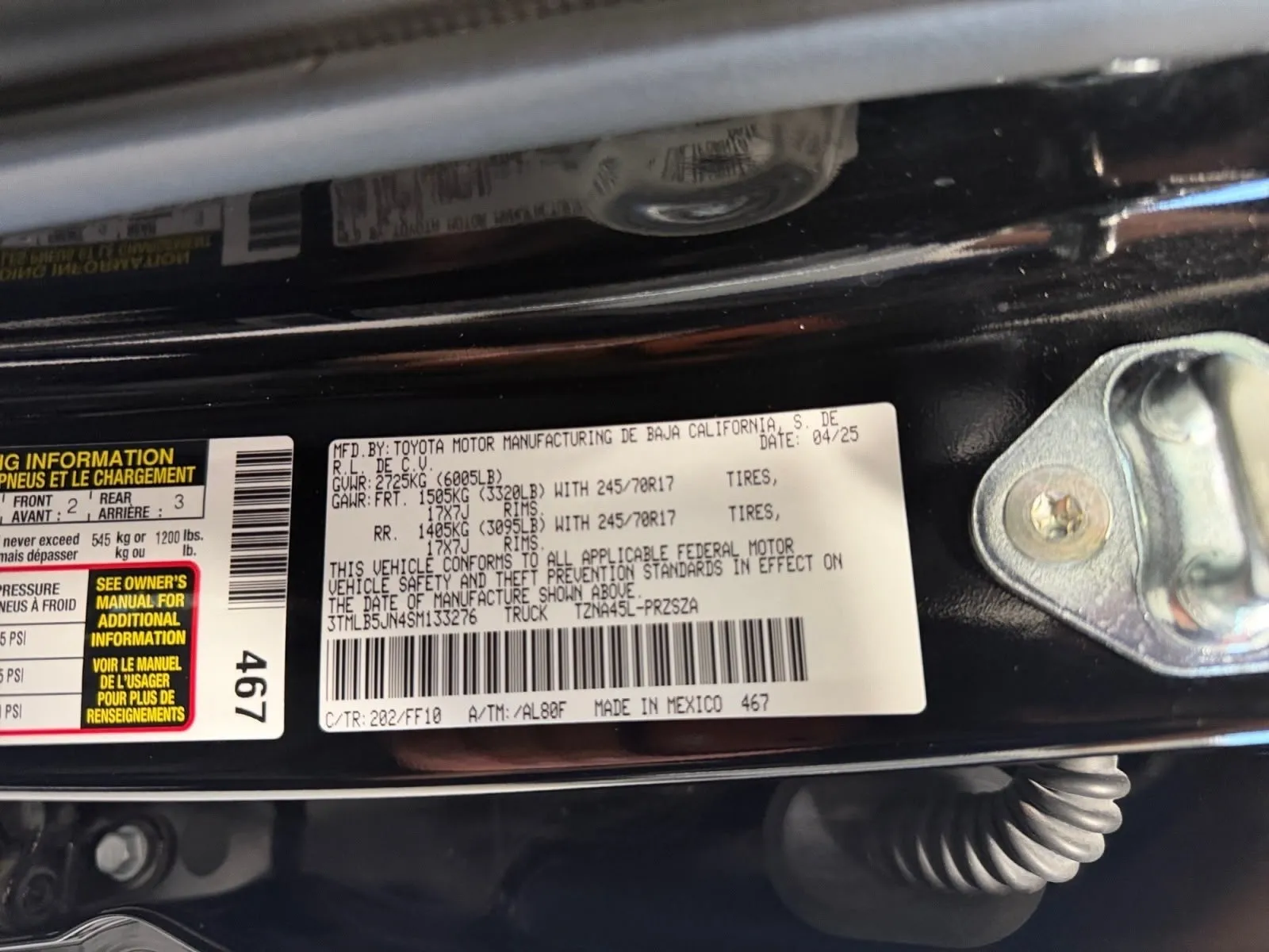 Toyota Tacoma photo 17