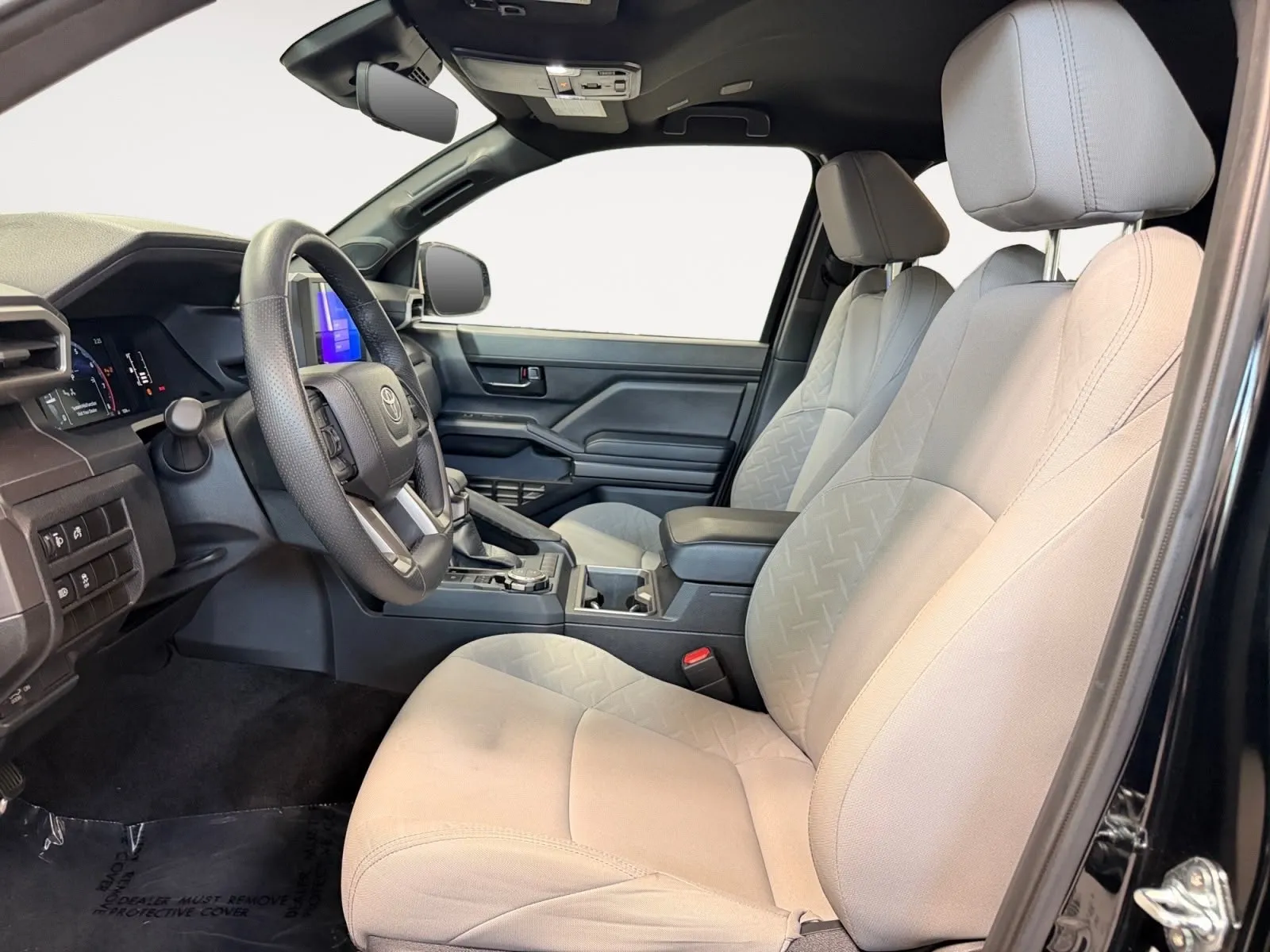 Toyota Tacoma photo 19