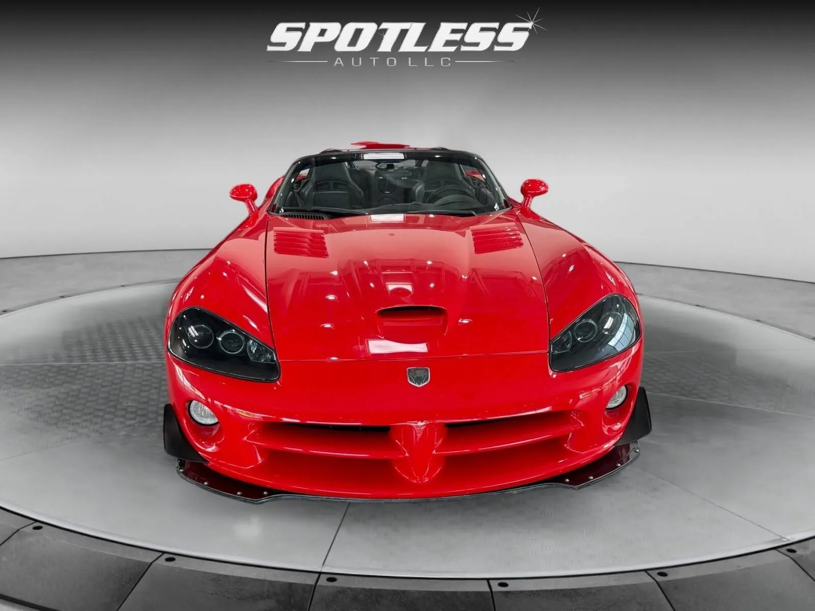 Dodge Viper photo 11
