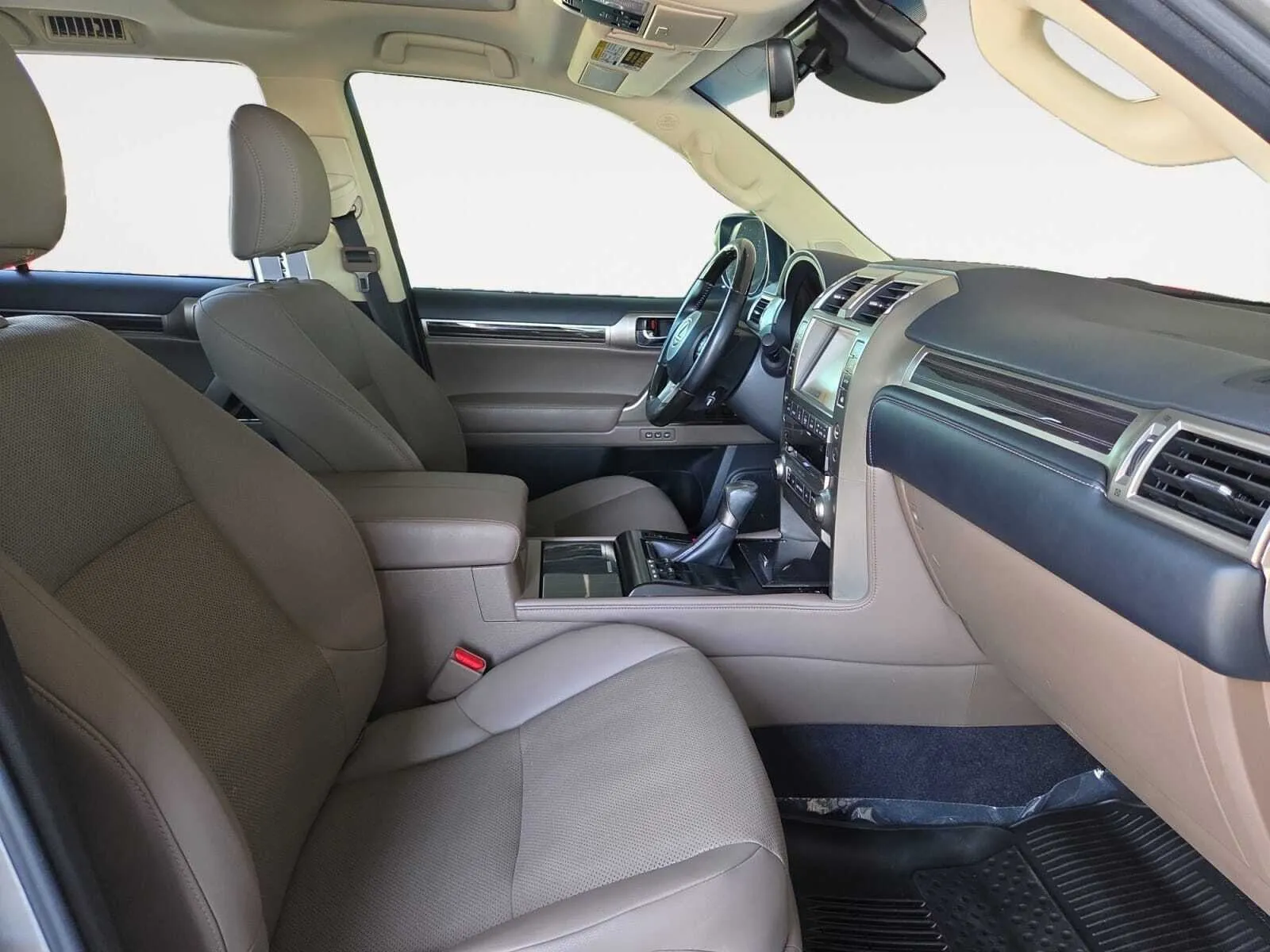 Lexus GX photo 23