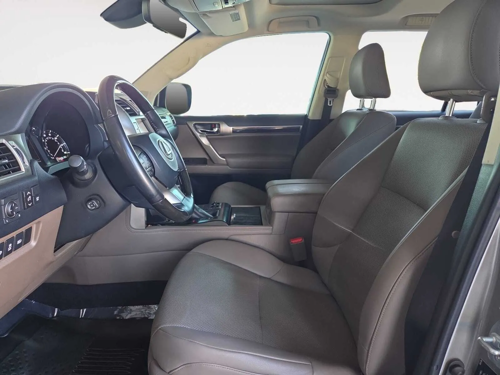 Lexus GX photo 19