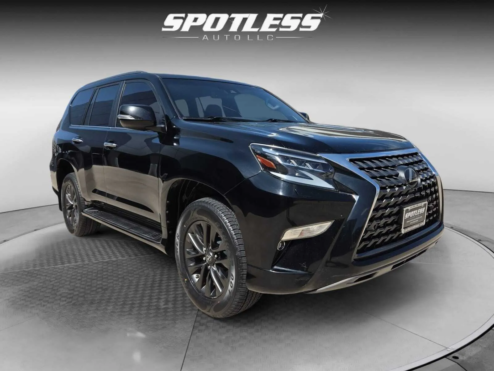 Lexus GX photo 9
