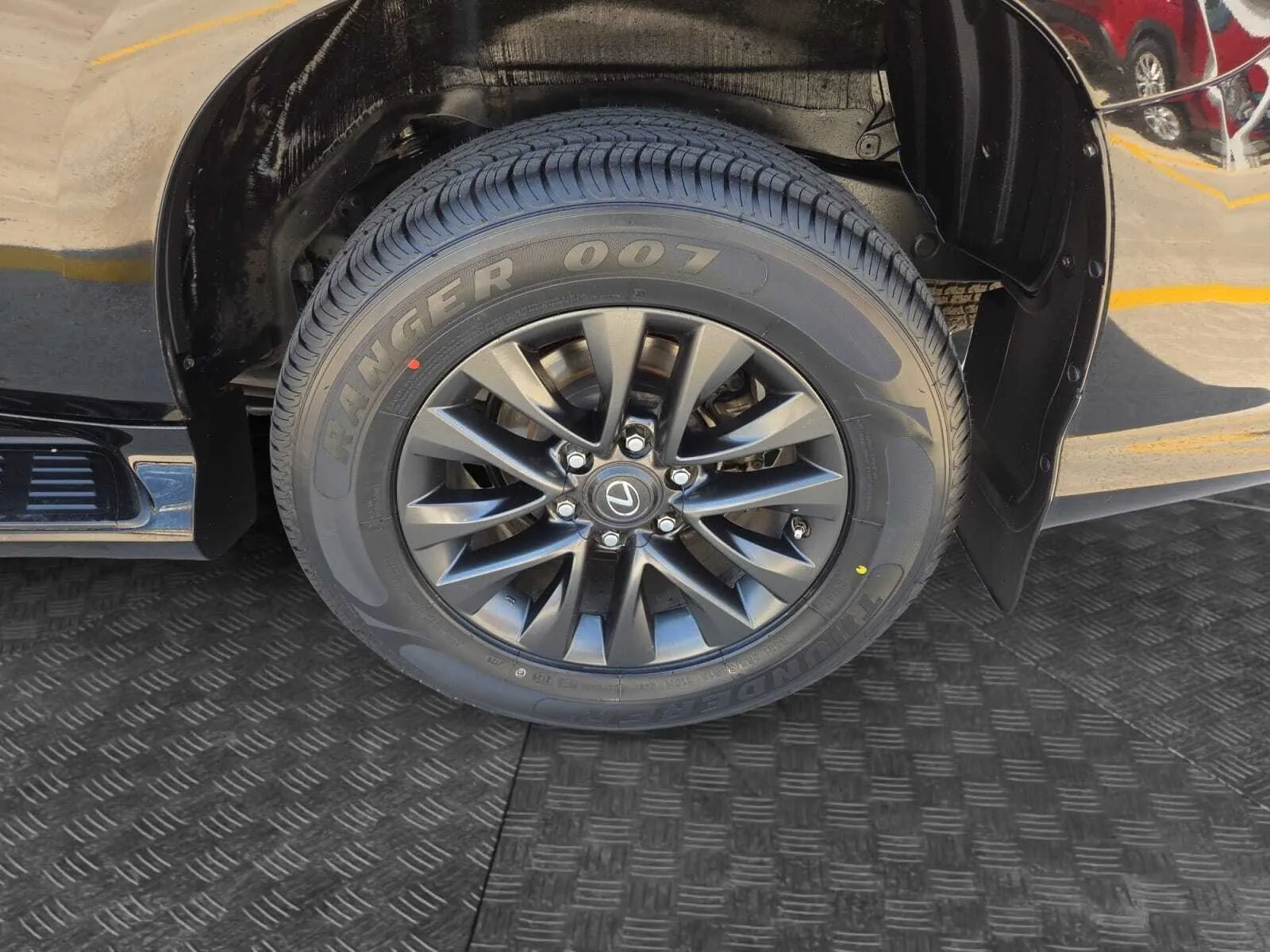 Lexus GX photo 15