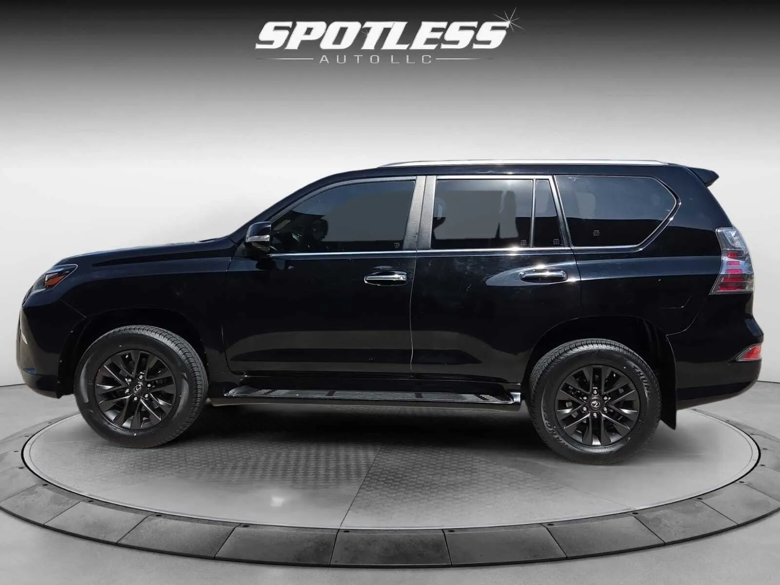 Lexus GX photo 4