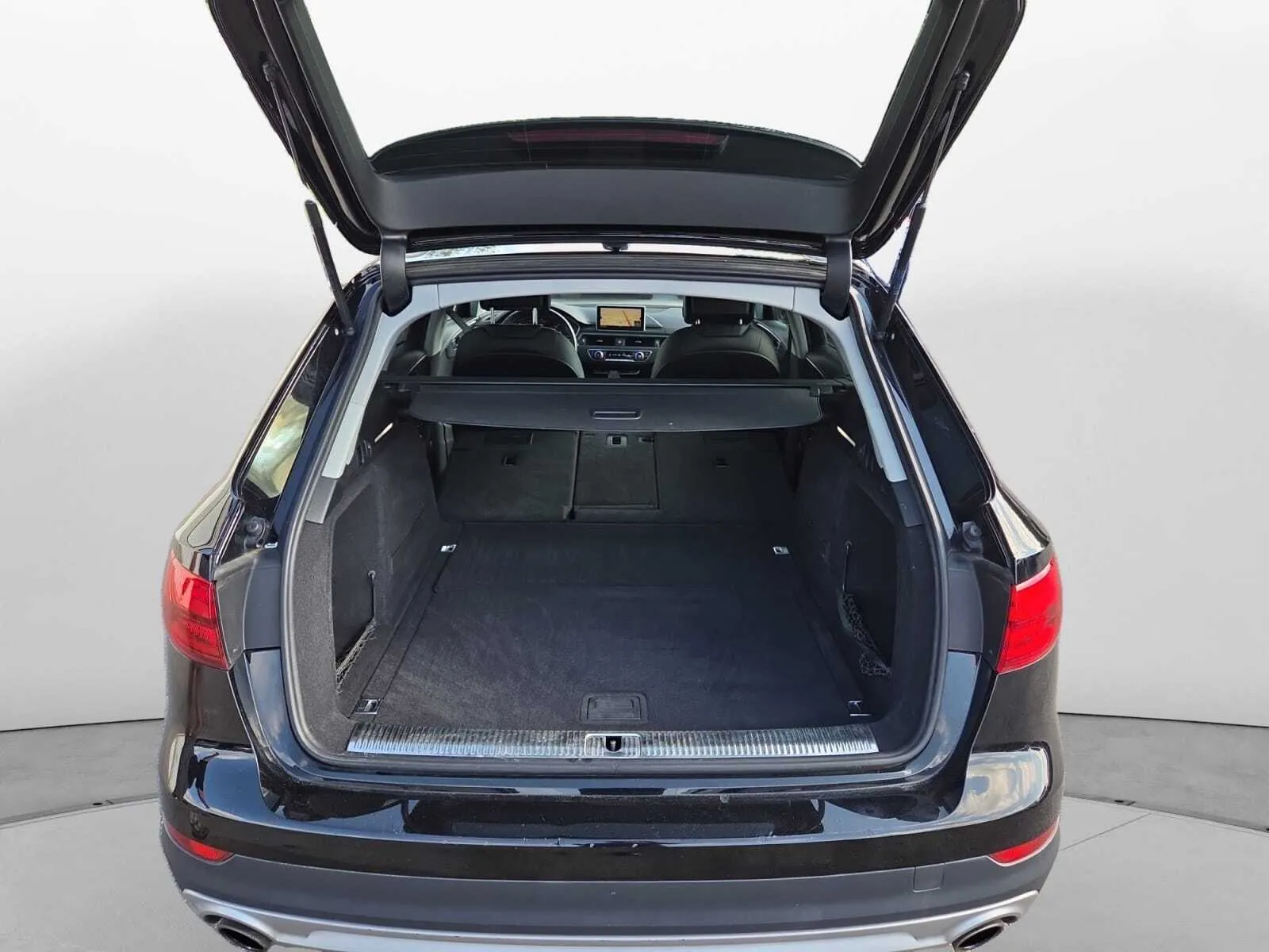 Audi A4 allroad photo 27