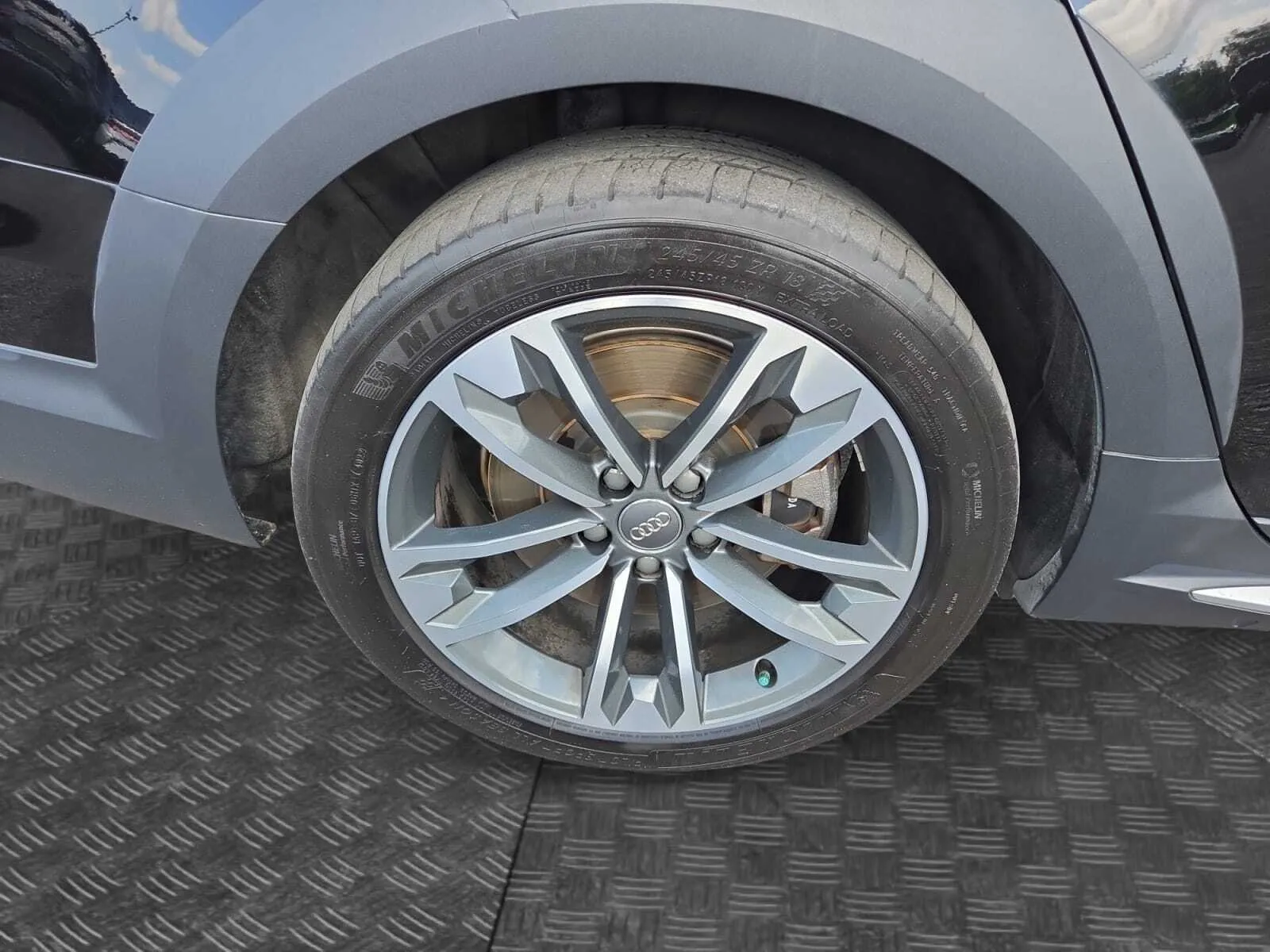 Audi A4 allroad photo 15
