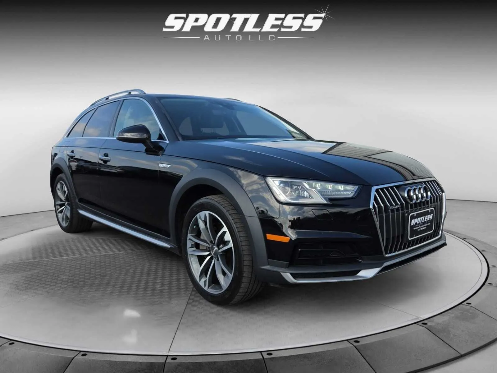 Audi A4 allroad photo 11