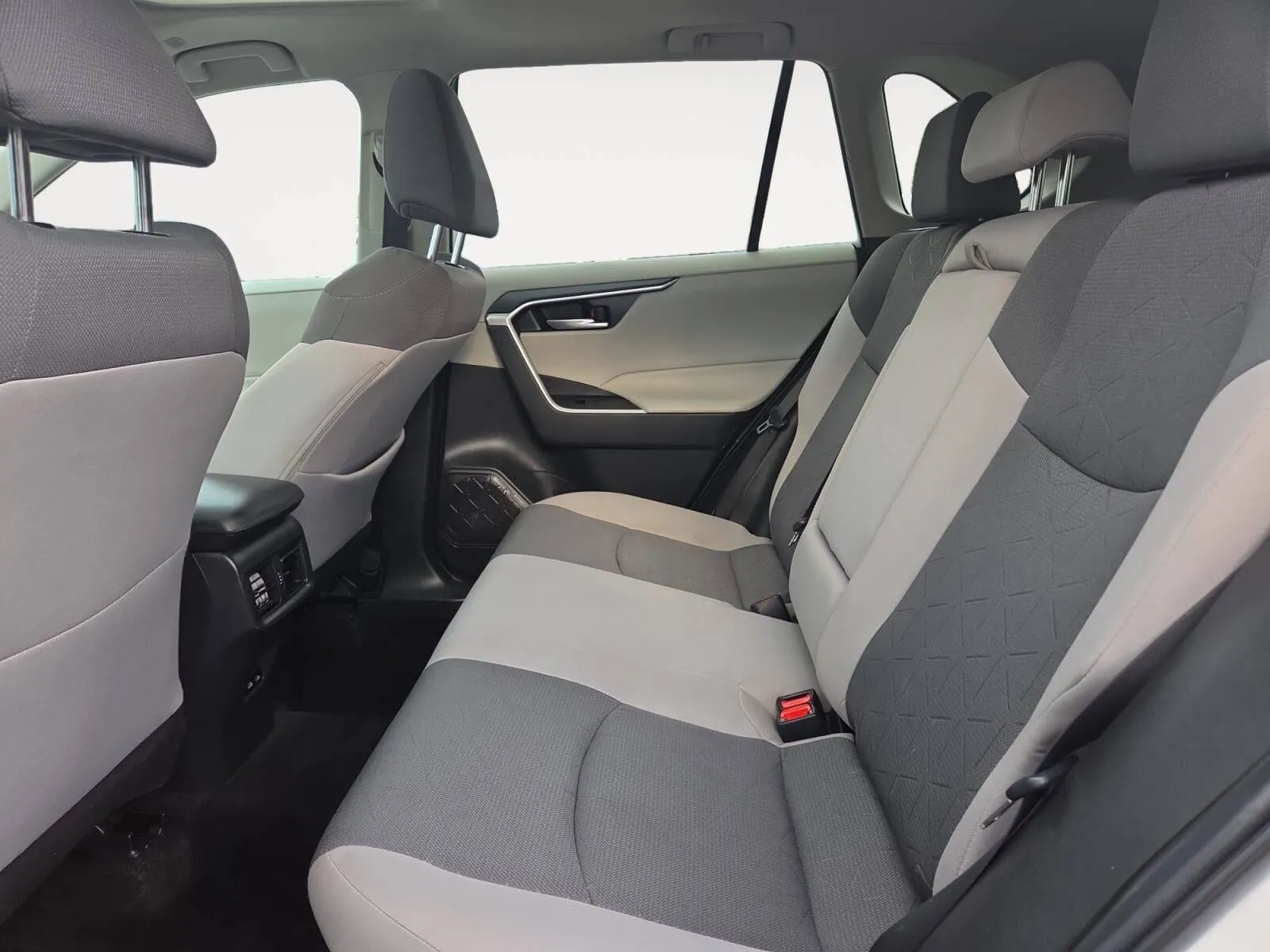 Toyota RAV4 photo 23