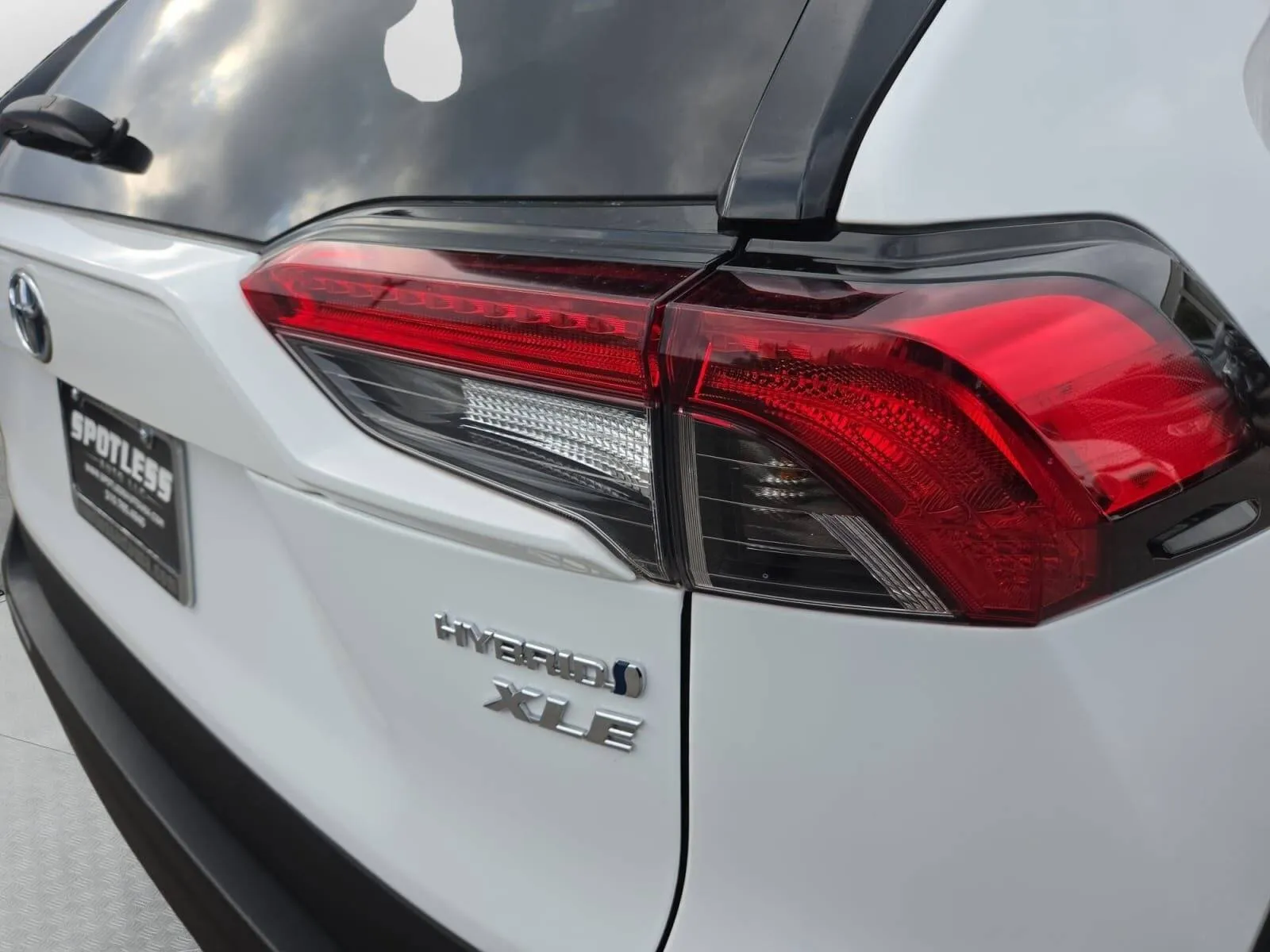 Toyota RAV4 photo 13