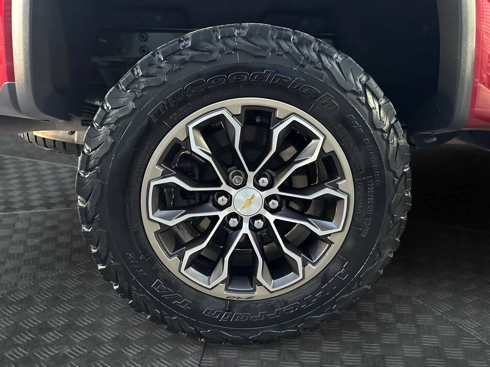 Chevrolet Colorado photo 15
