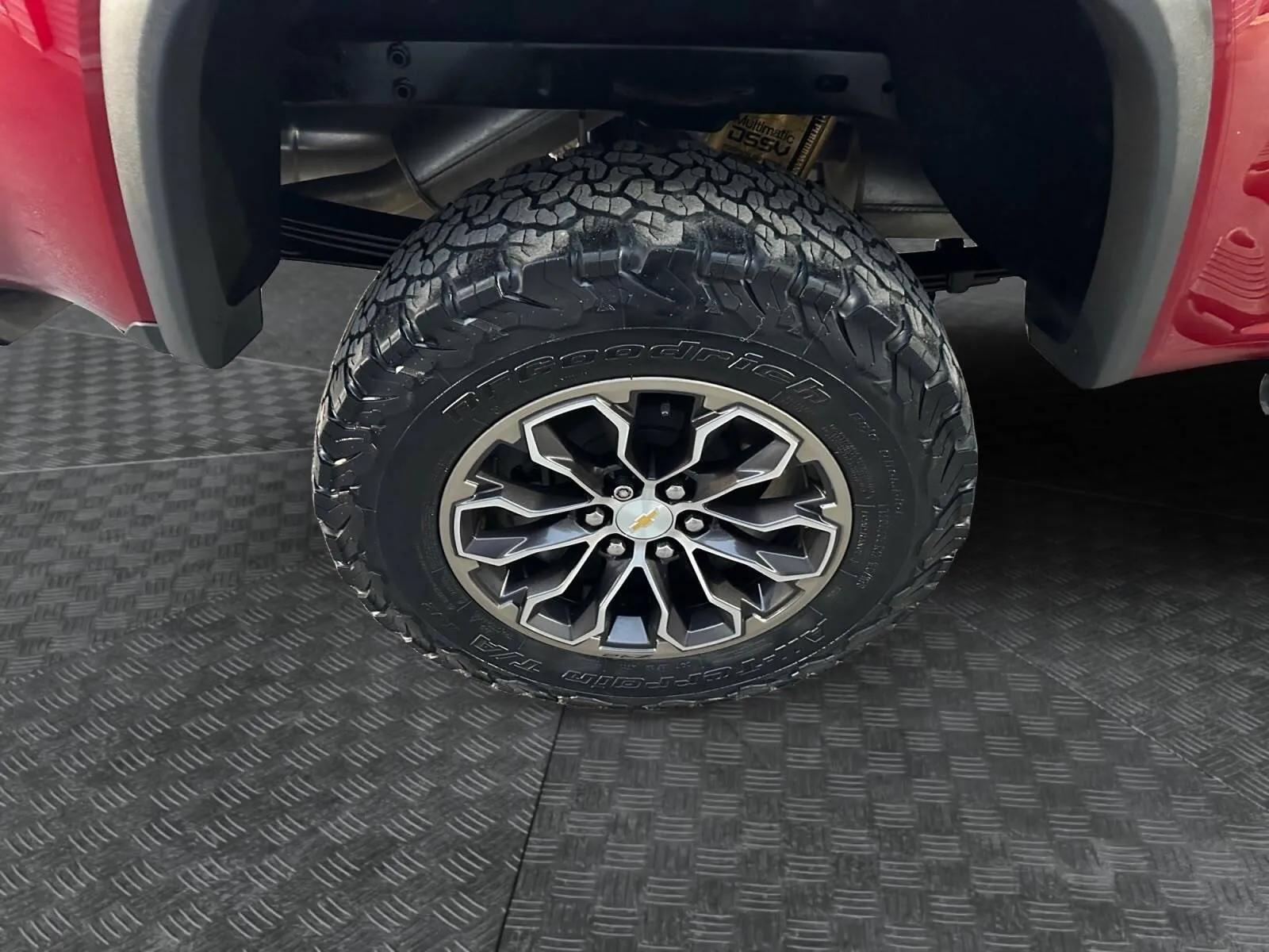 Chevrolet Colorado photo 14