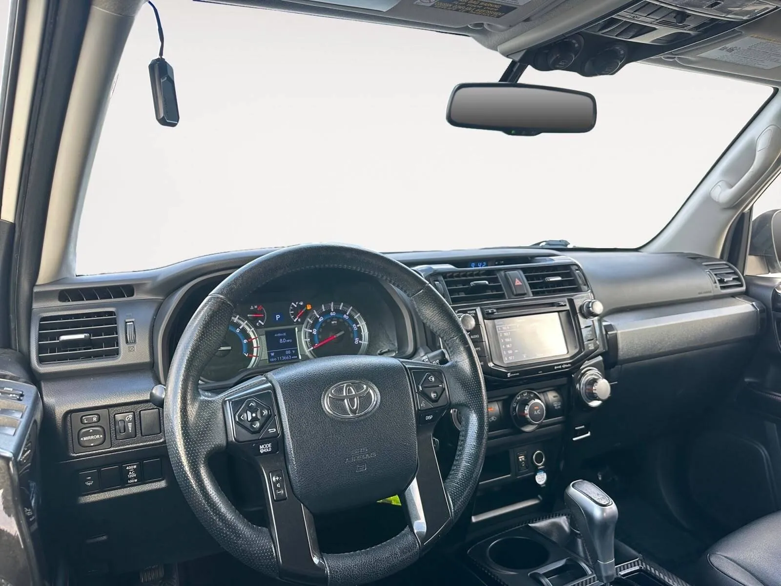 Toyota 4Runner photo 21