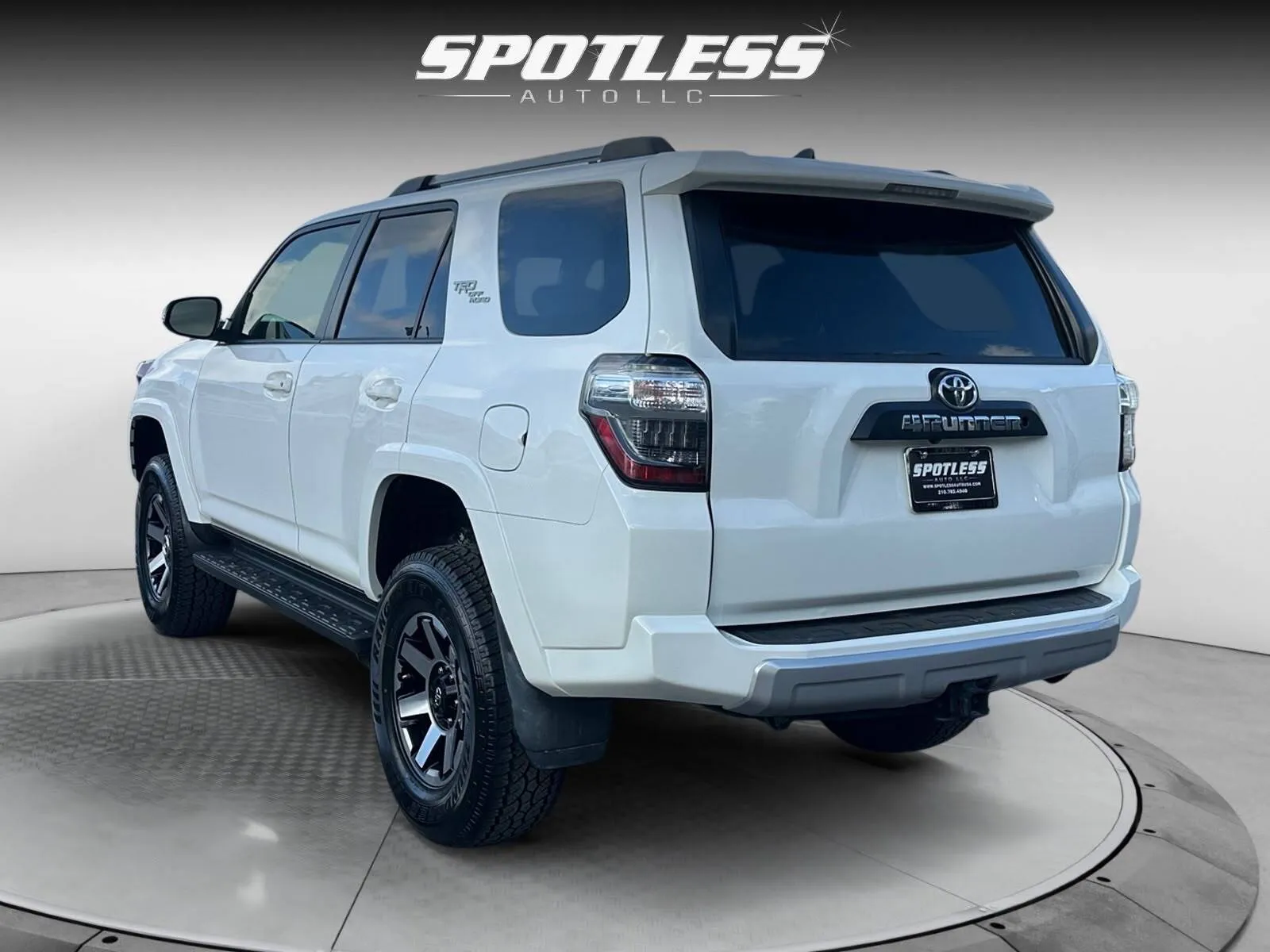 Toyota 4Runner photo 5