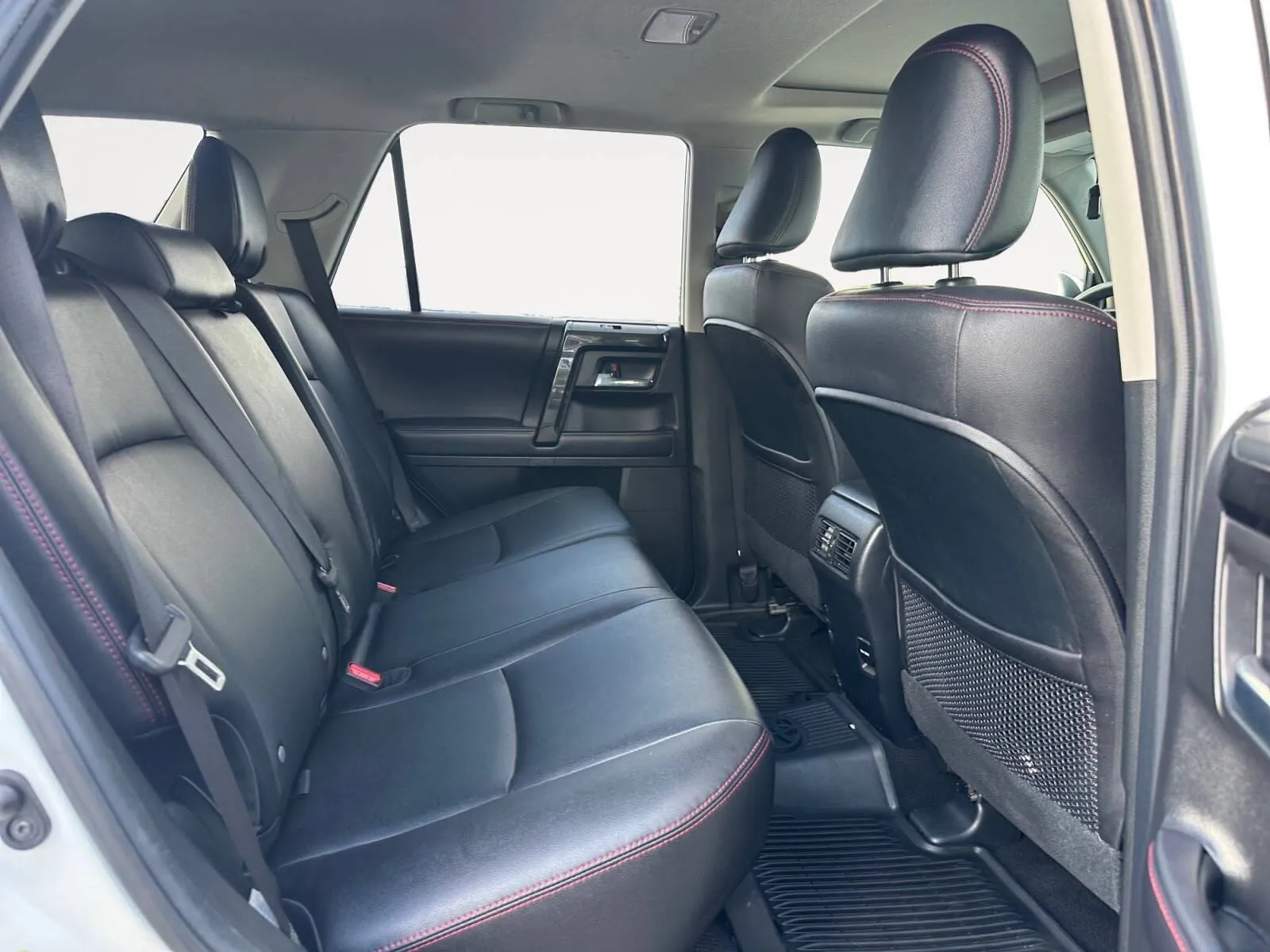 Toyota 4Runner photo 23