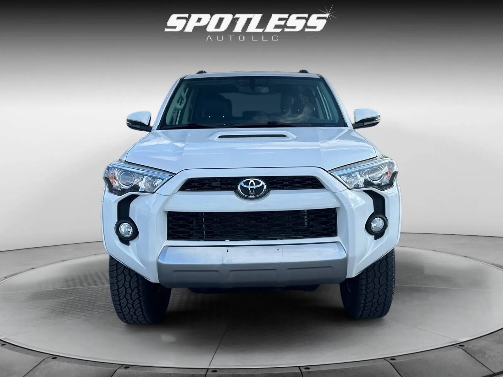 Toyota 4Runner photo 10