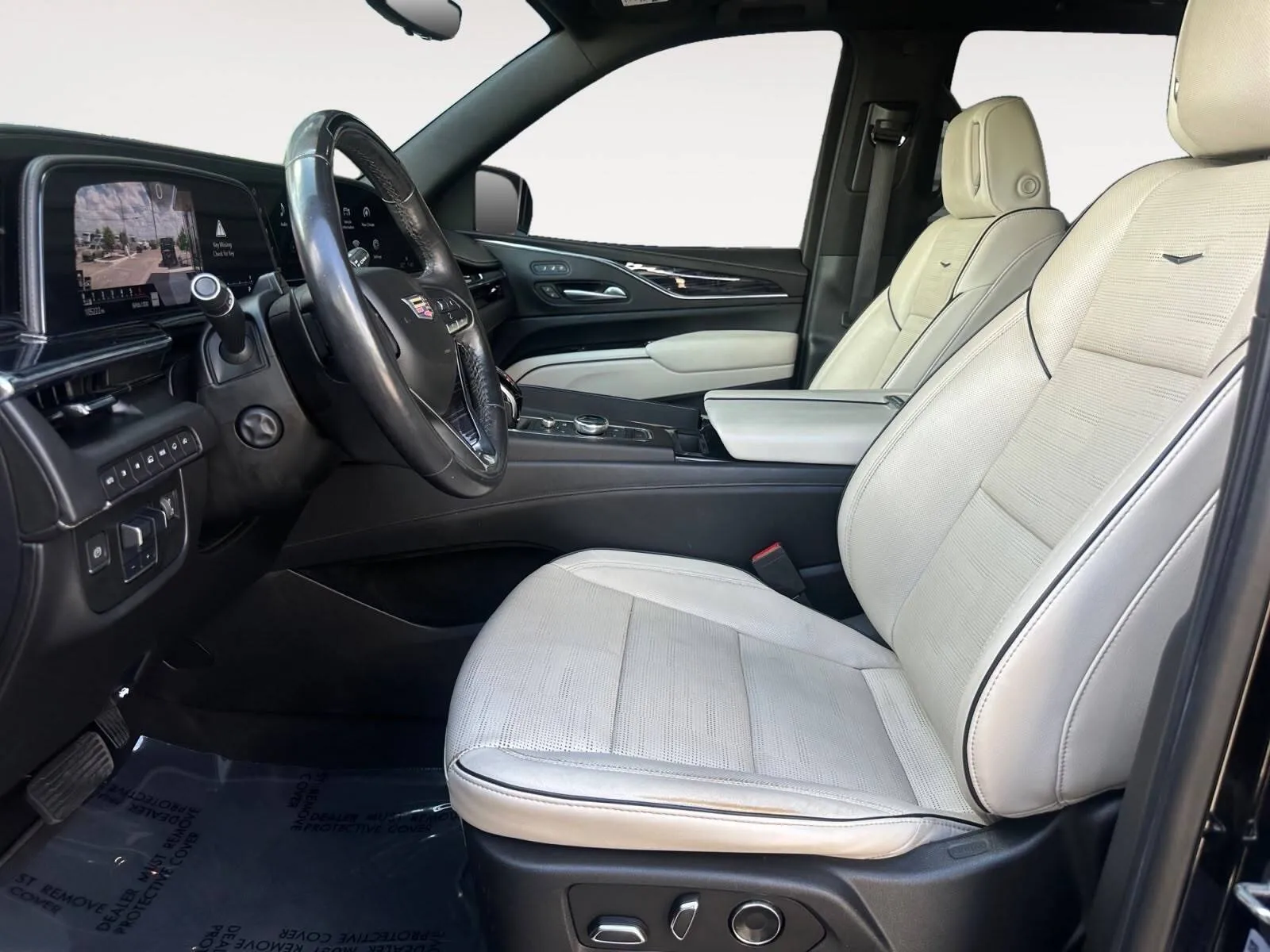 Cadillac Escalade photo 19