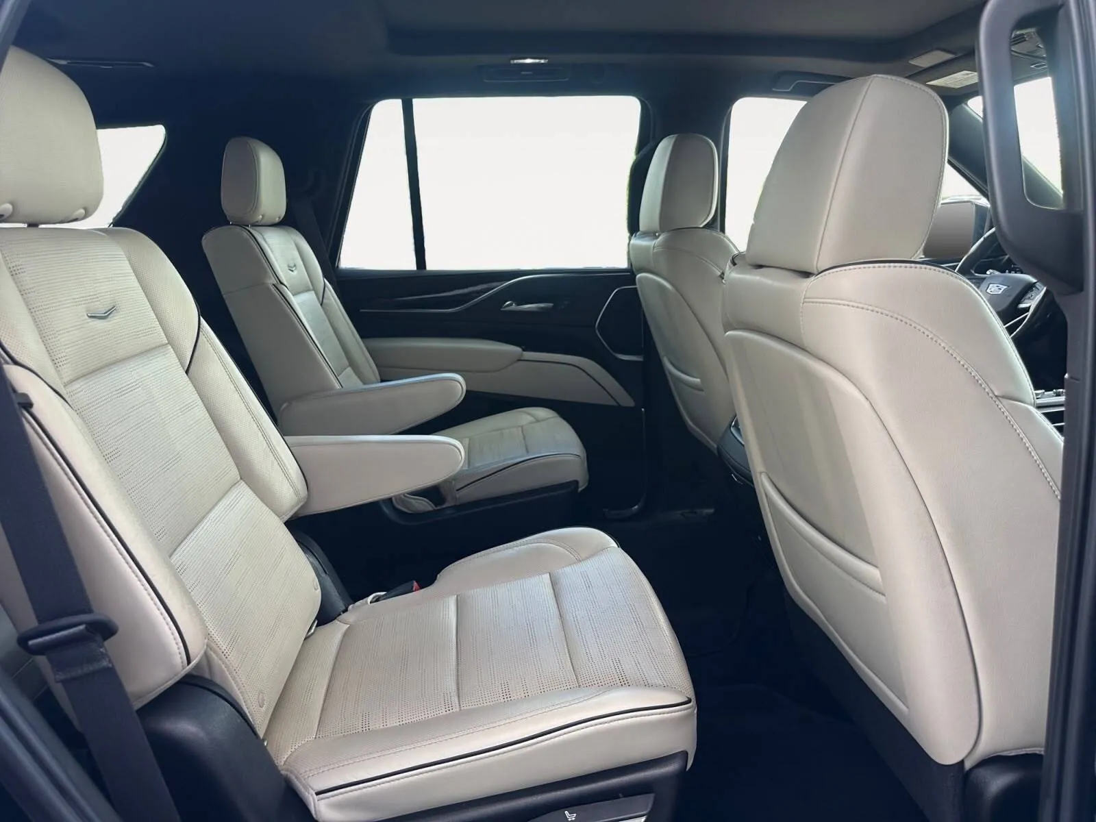 Cadillac Escalade photo 25