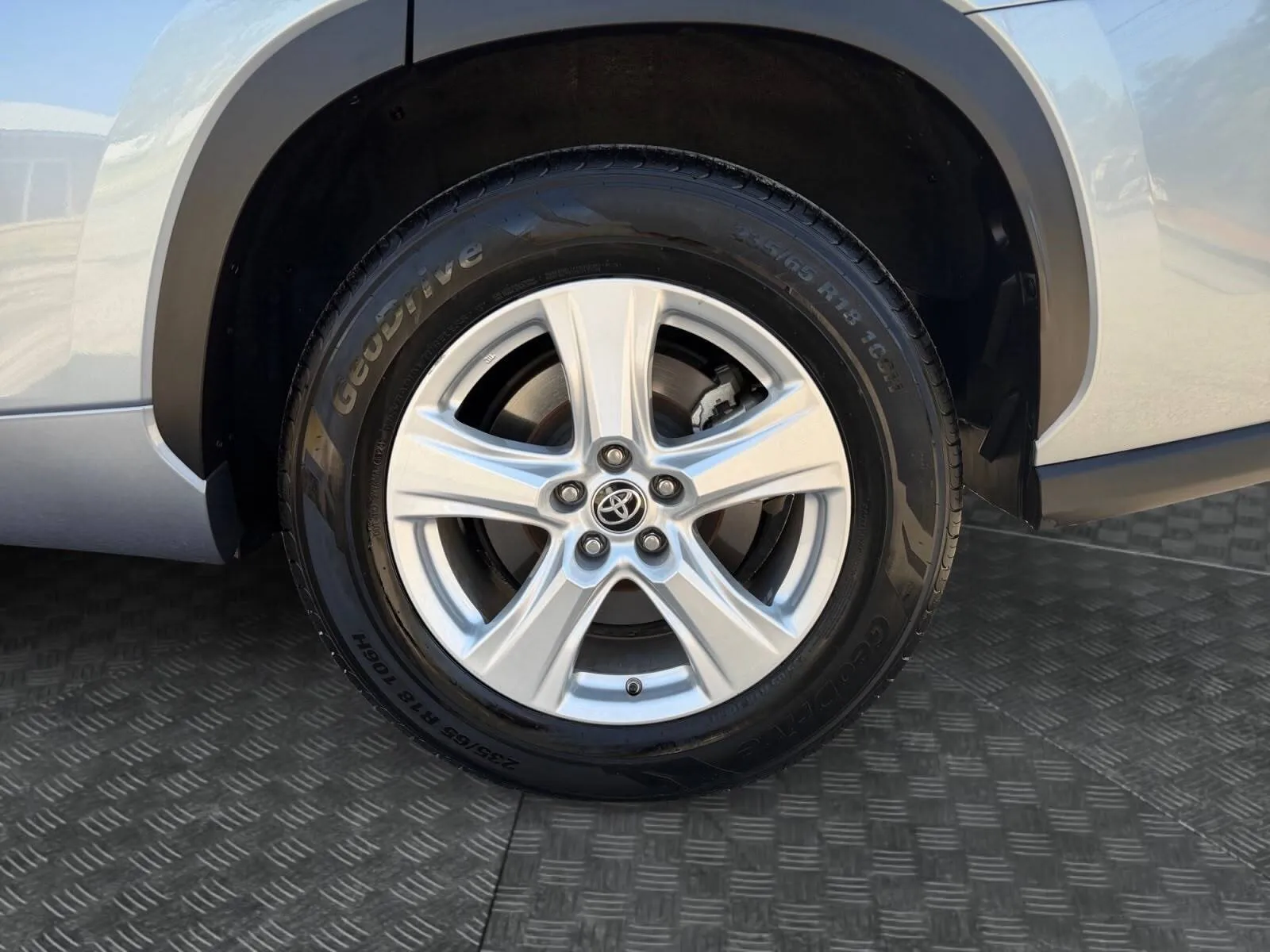 Toyota Highlander photo 14