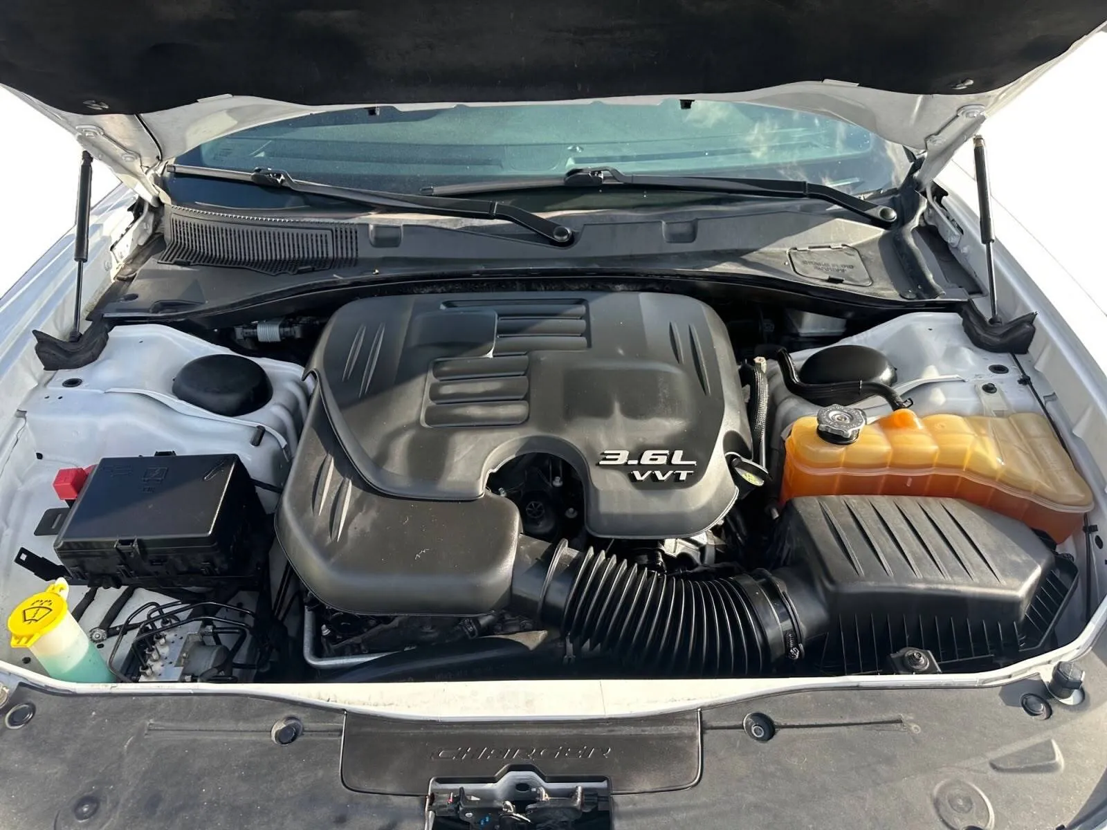 Dodge Charger photo 16
