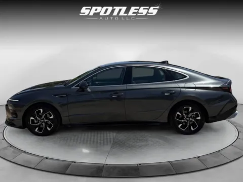 More photos of 2025 Hyundai SONATA SEL at Spotless Auto I-10, TX