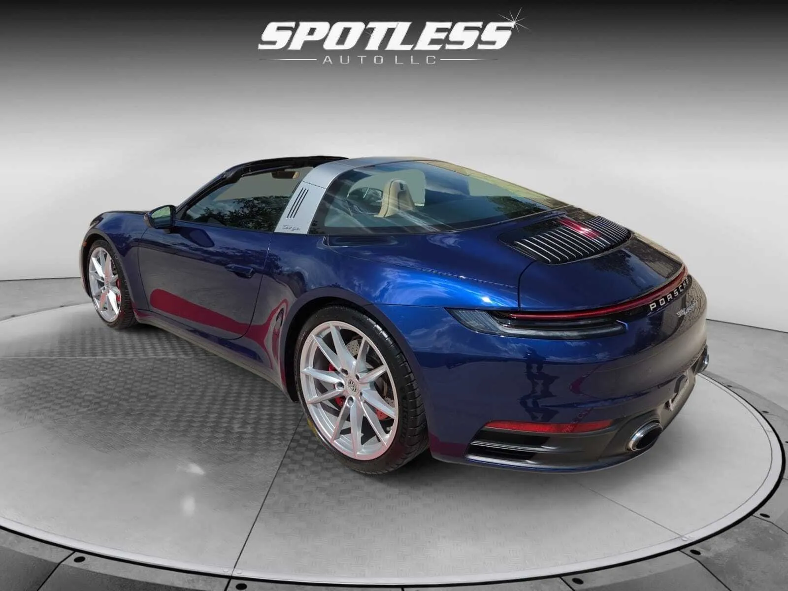 Porsche 911 photo 14