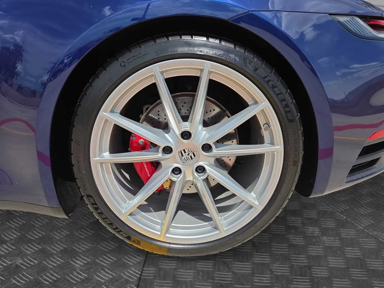 Porsche 911 photo 21