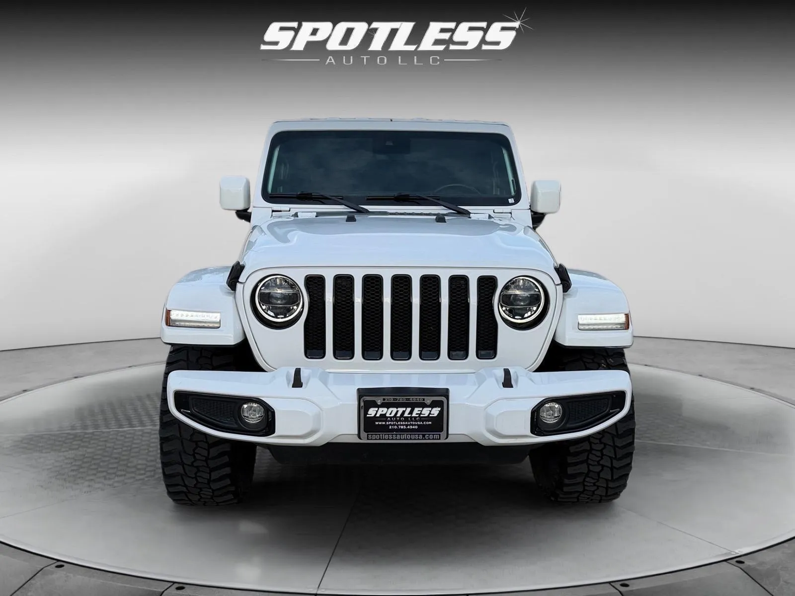 Jeep Wrangler photo 10