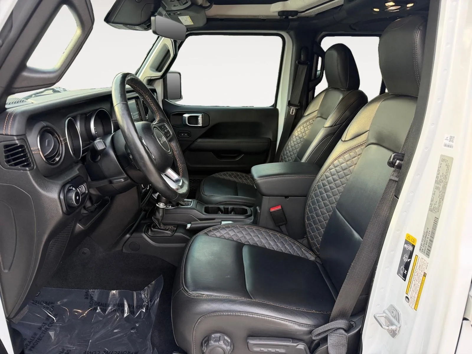 Jeep Wrangler photo 19