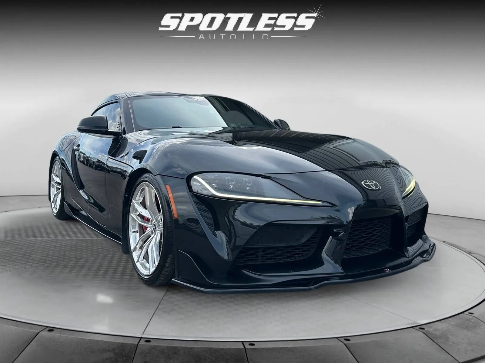Toyota Supra photo 9