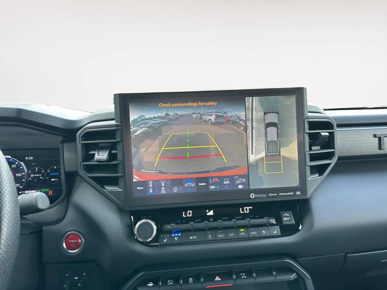 Toyota Tundra photo 25