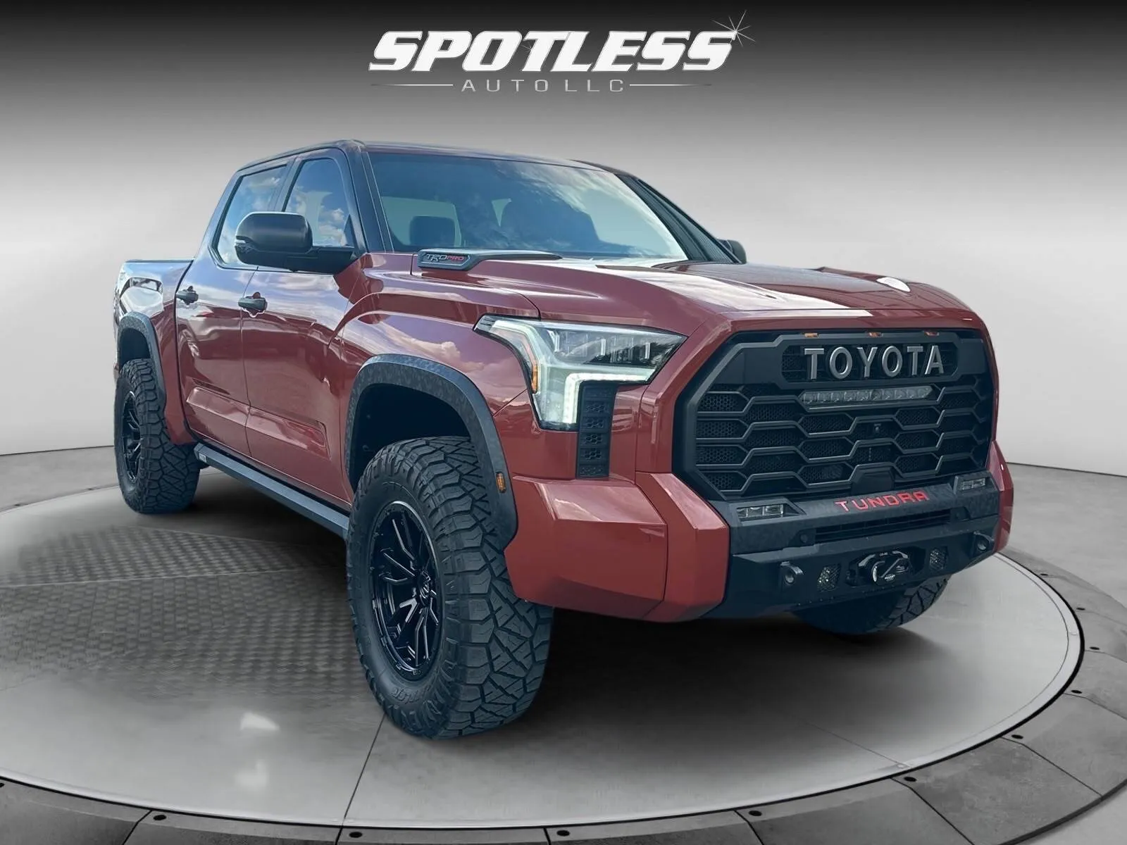 Toyota Tundra photo 11