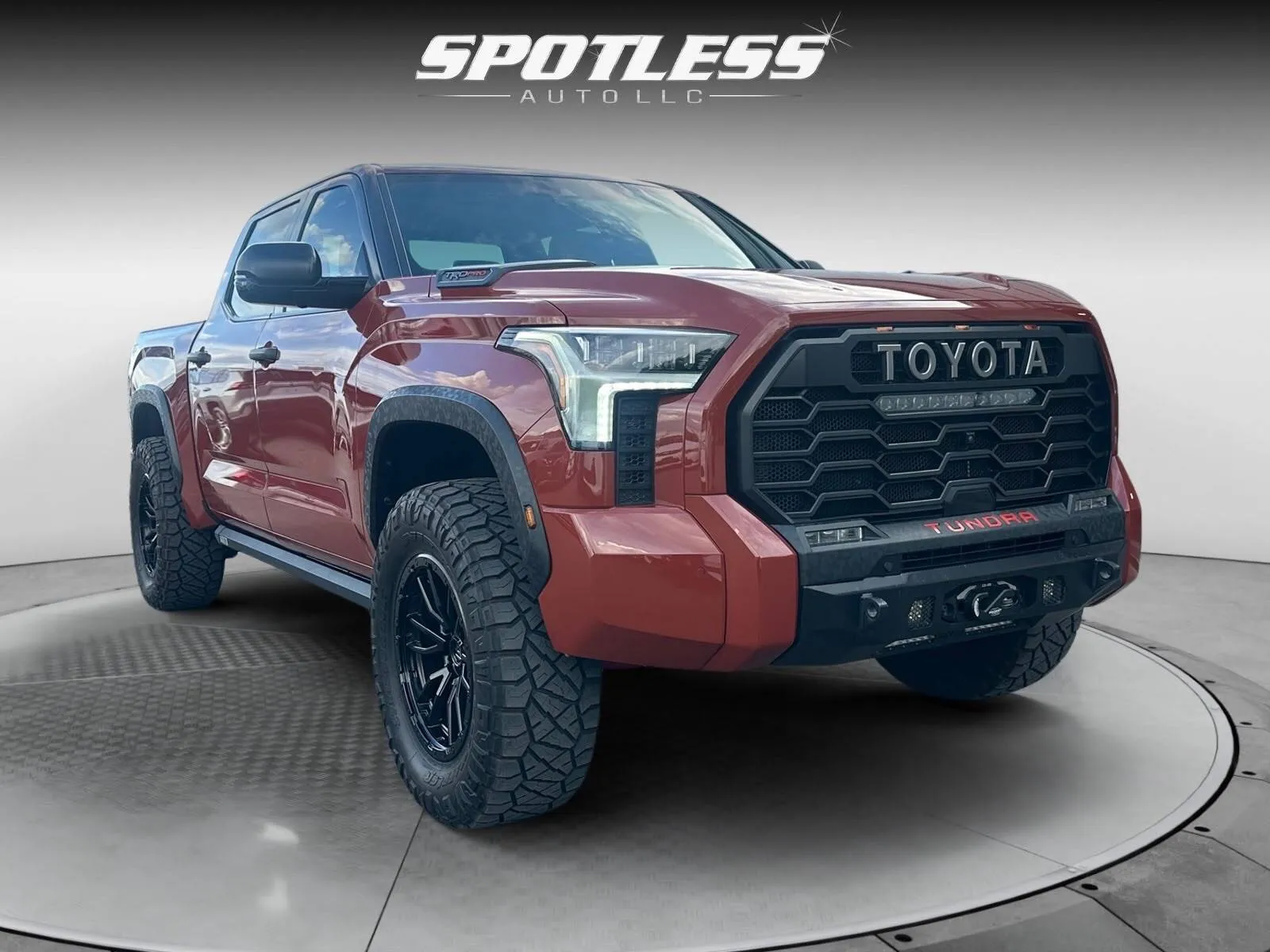 Toyota Tundra photo 9