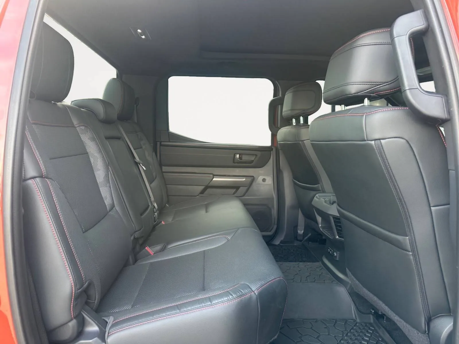 Toyota Tundra photo 24