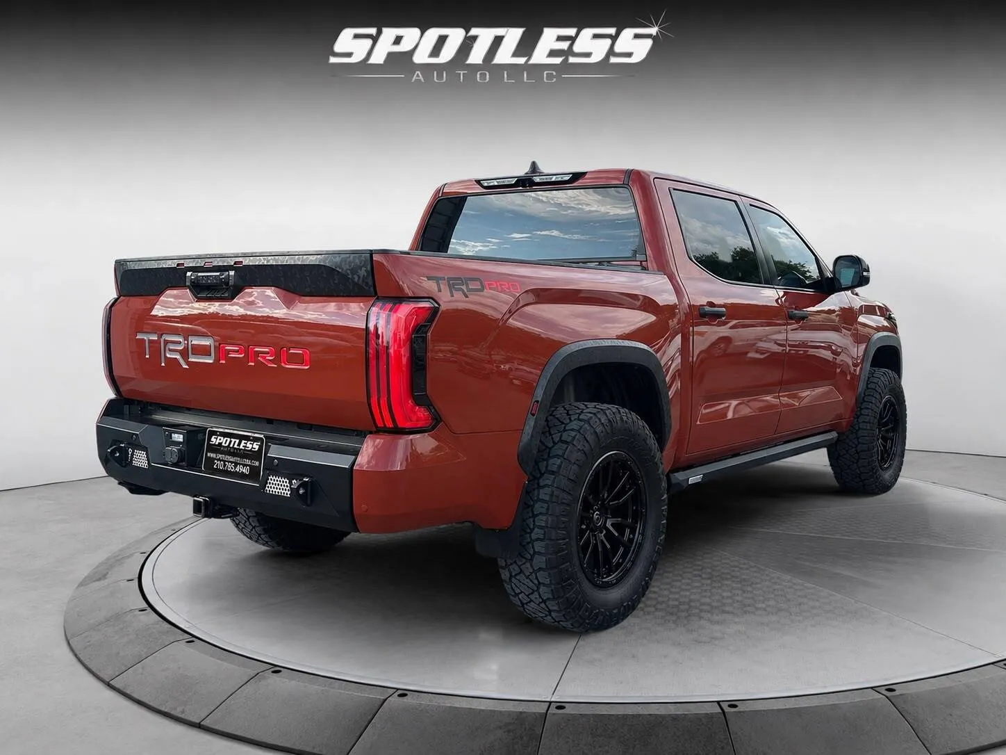 Toyota Tundra photo 7