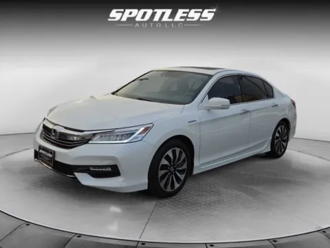 White 2017 Honda Accord Hybrid Touring for sale in San Antonio, TX