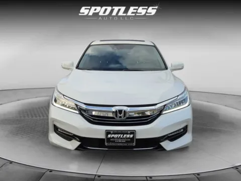 More photos of 2017 Honda Accord Hybrid Touring at Spotless Auto I-10, TX