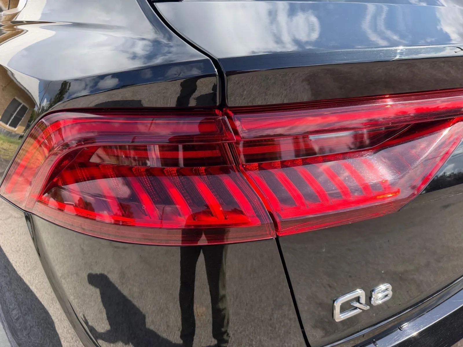 Audi Q8 photo 13