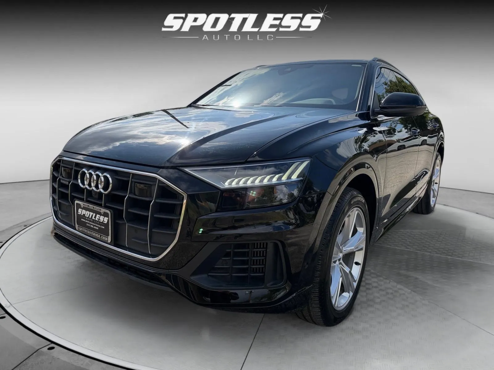 Audi Q8 photo 10