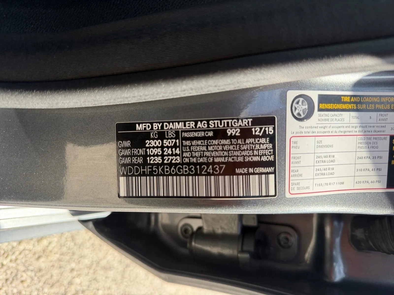 Mercedes-Benz E-Class photo 17