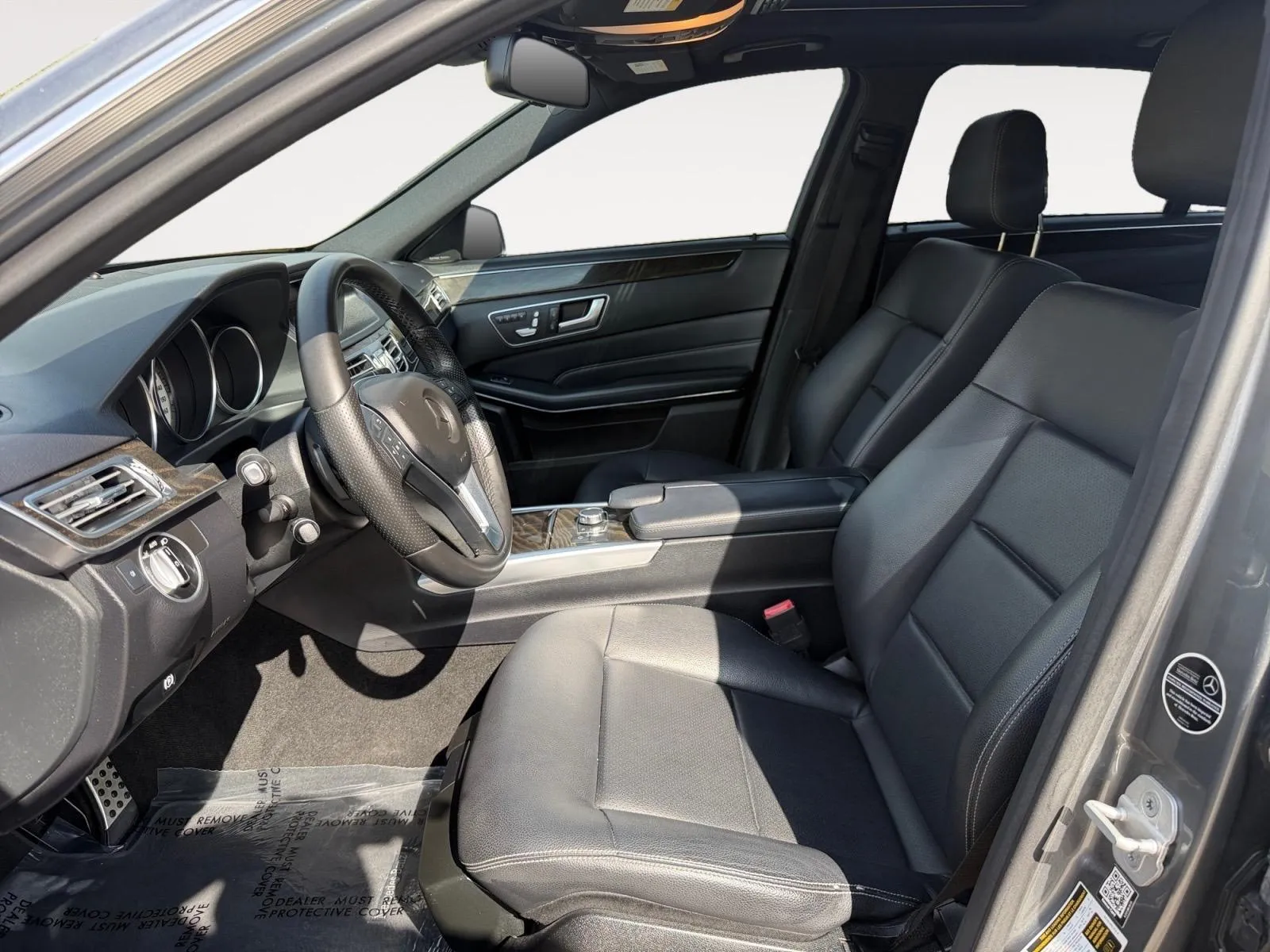 Mercedes-Benz E-Class photo 19