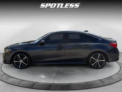More photos of 2022 Honda Civic Touring at Spotless Auto I-10, TX