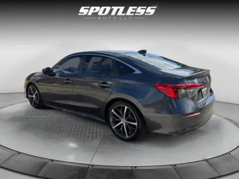 More photos of 2022 Honda Civic Touring at Spotless Auto I-10, TX