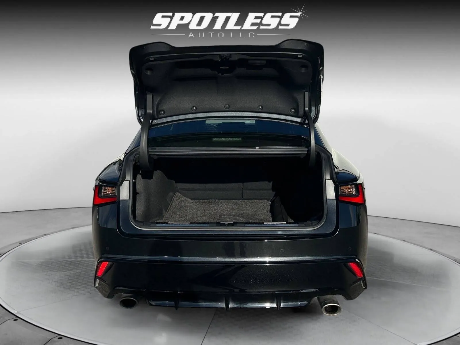 Lexus IS photo 25