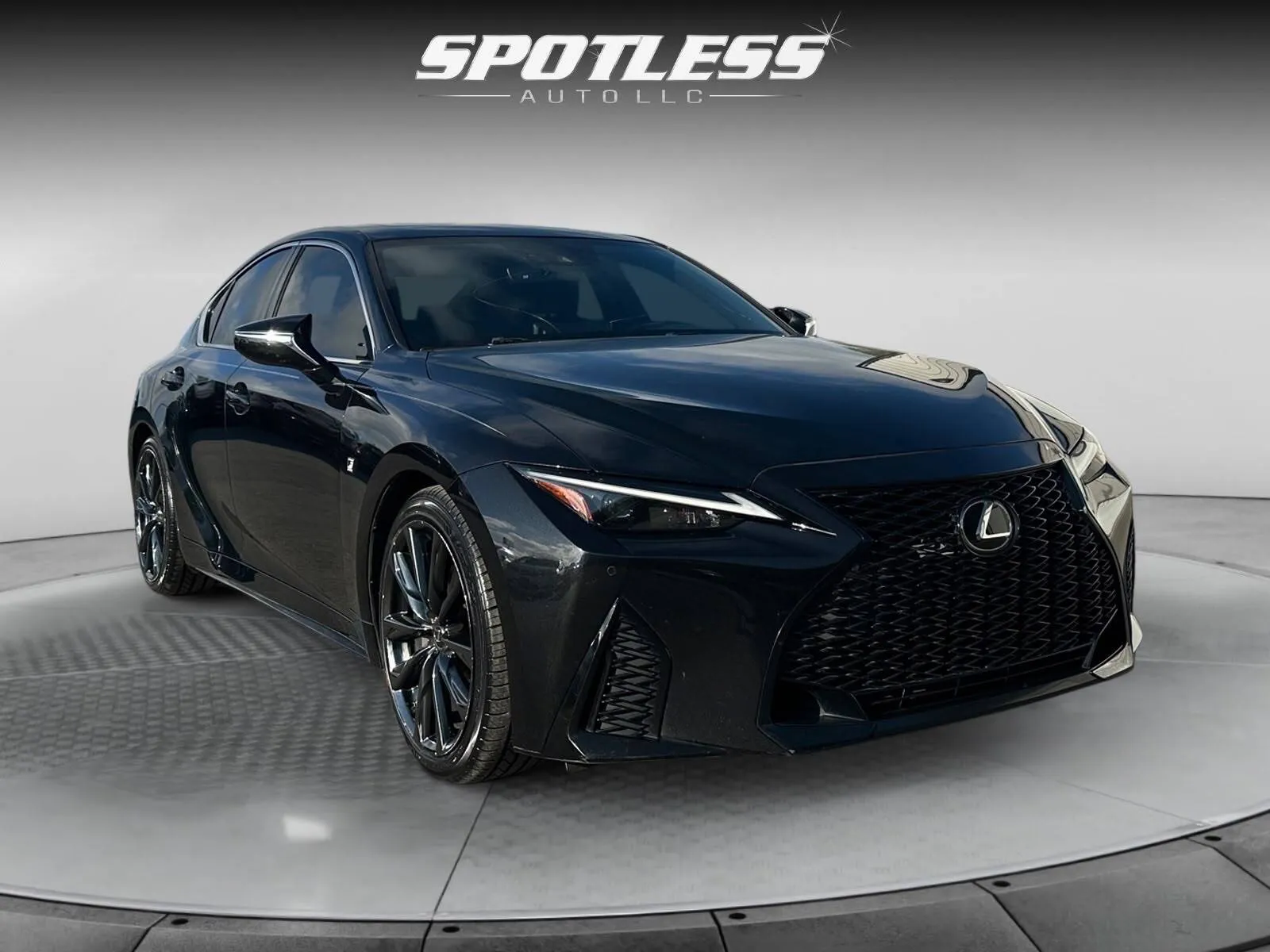 Lexus IS photo 9