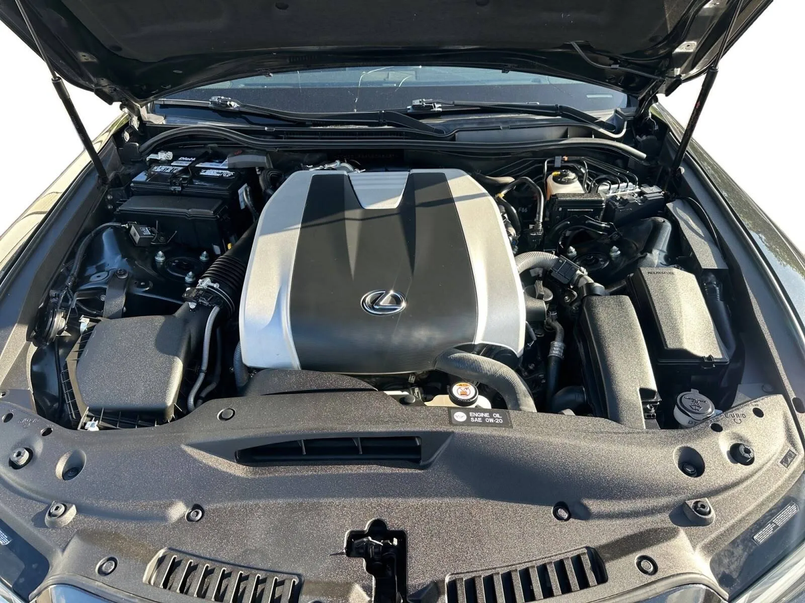 Lexus IS photo 14