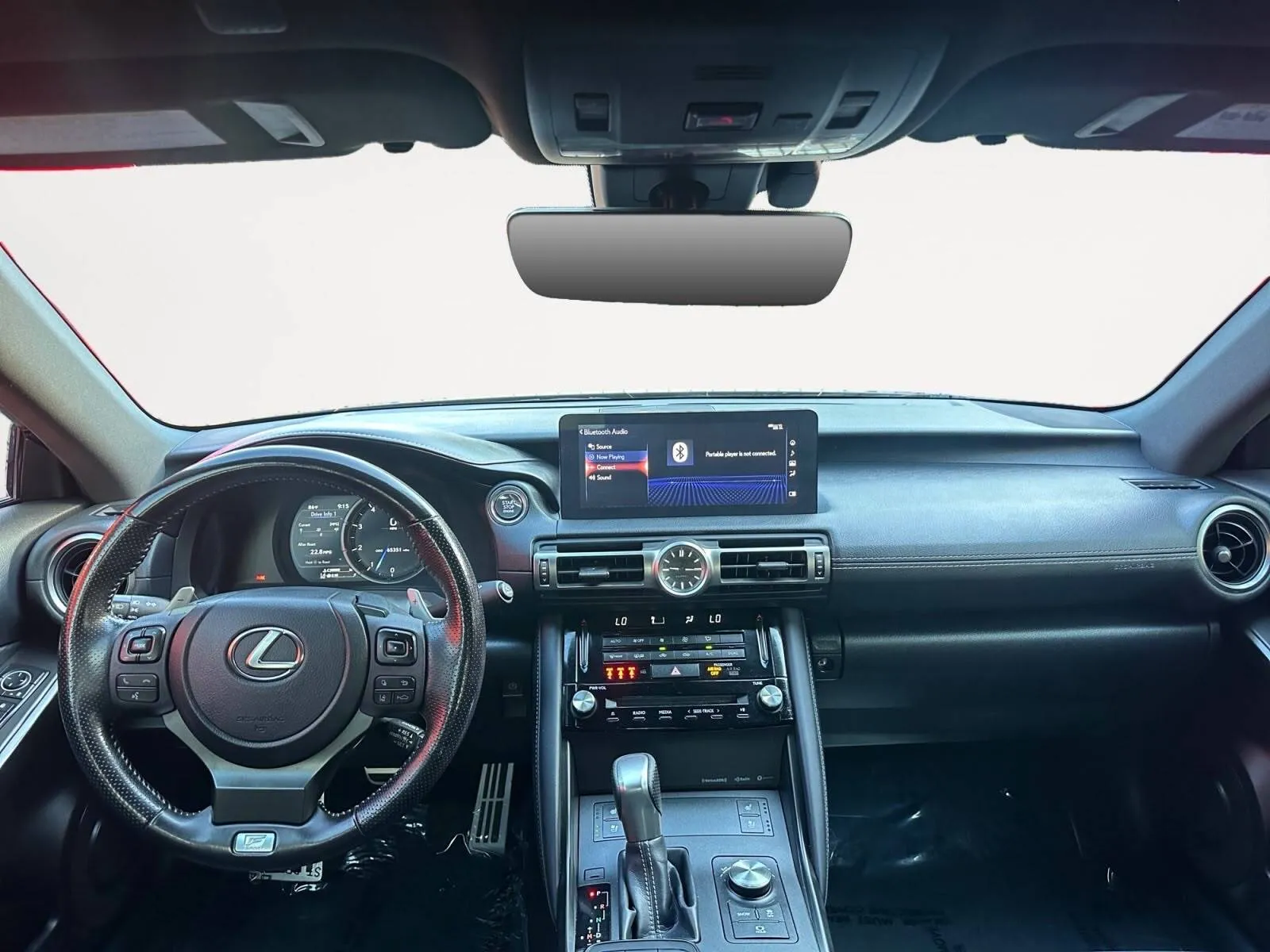 Lexus IS photo 18