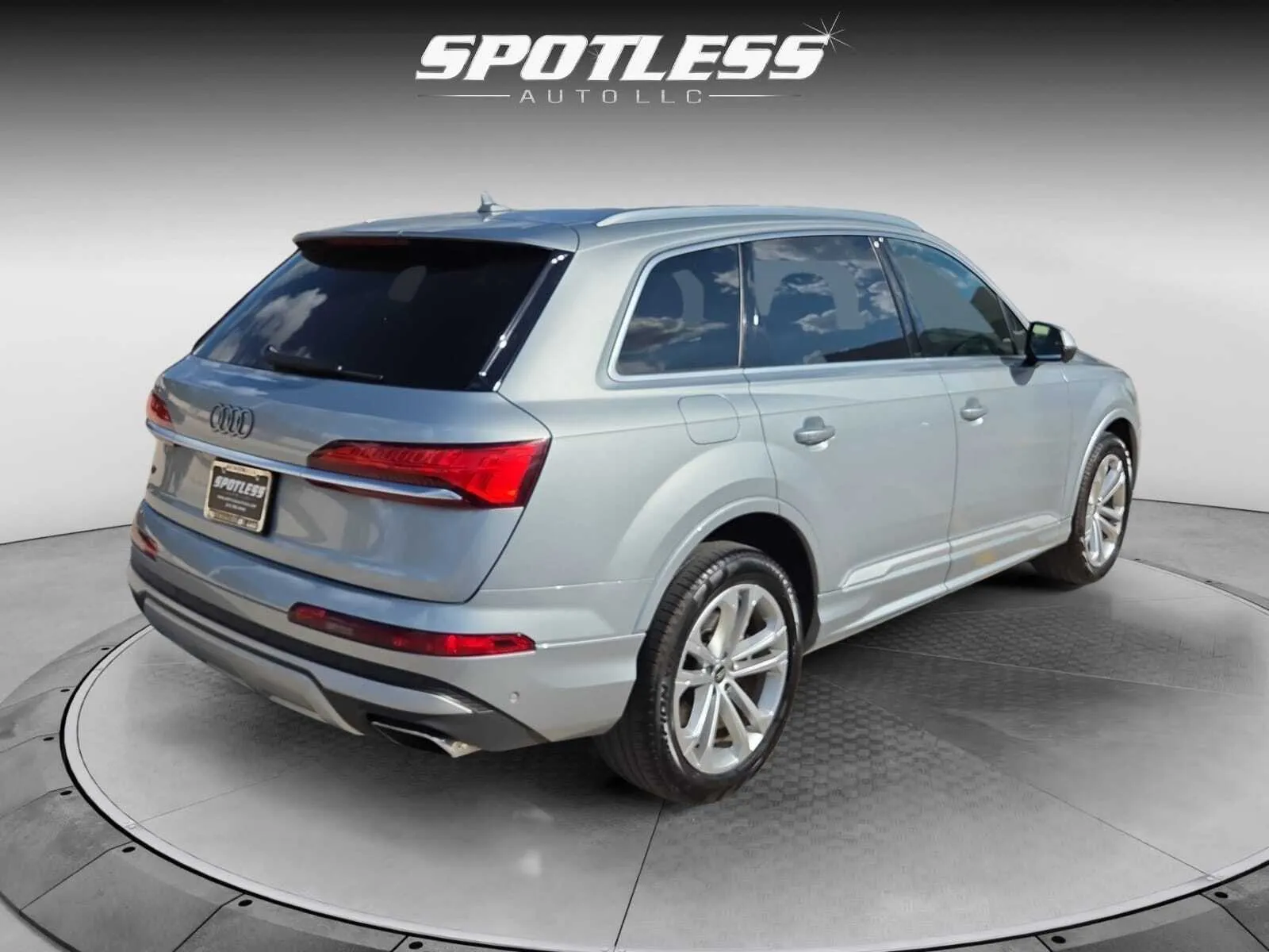 2025 Audi Q7 Premium Plus - Photo 7