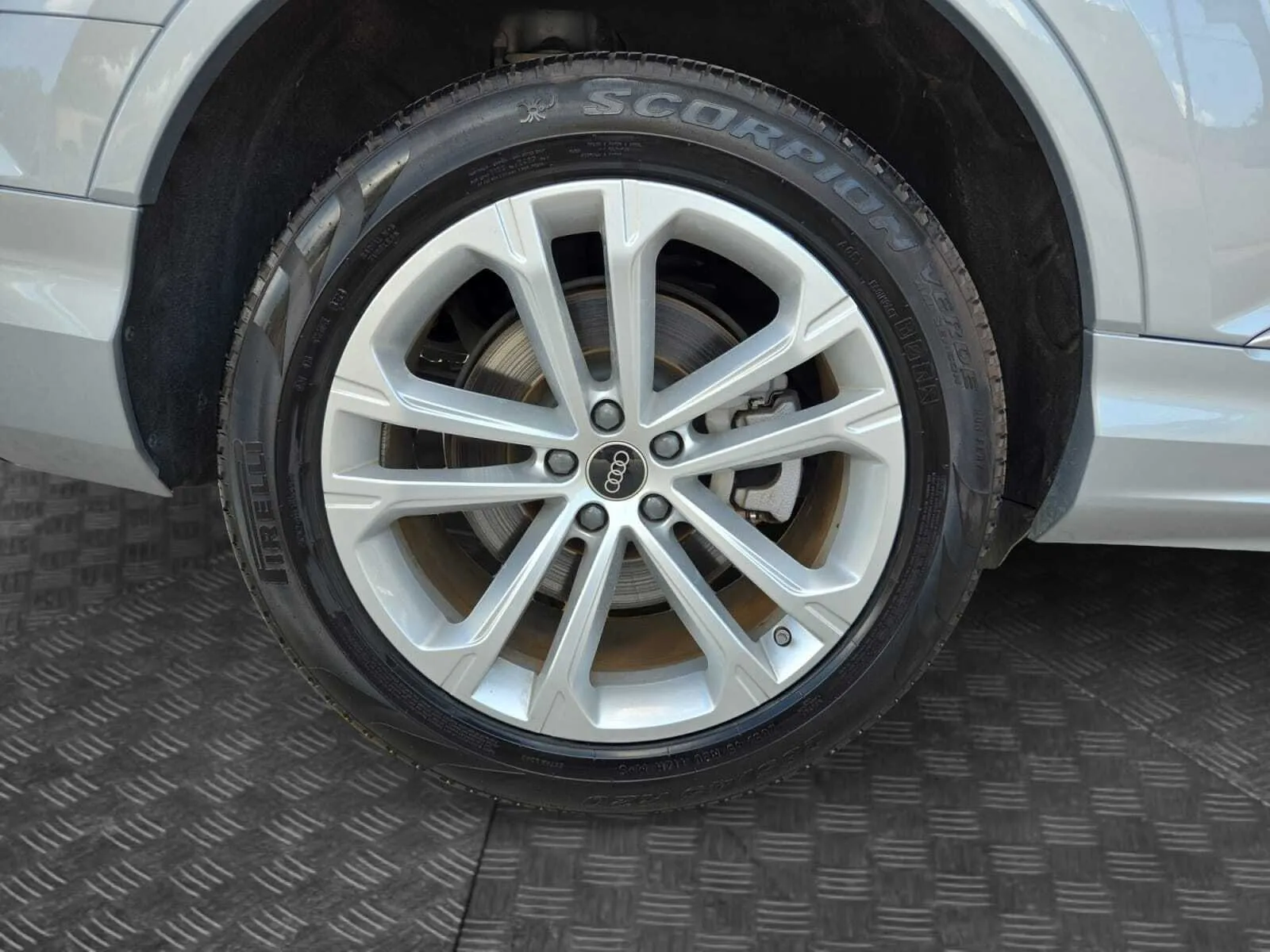 2025 Audi Q7 Premium Plus - Photo 15